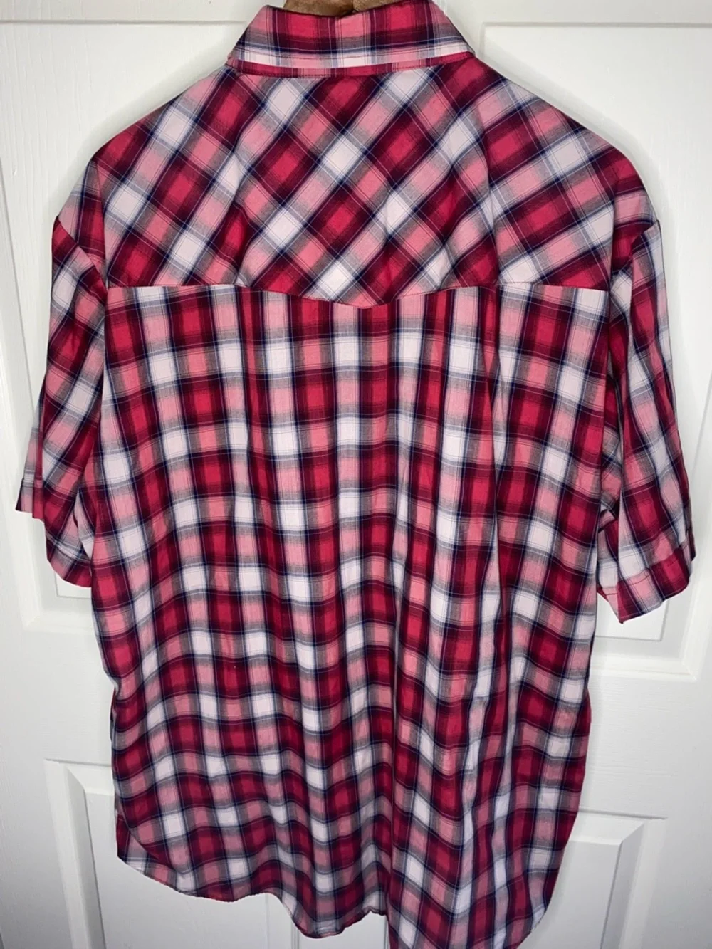 Ely Cattleman Red Plaid Short-Sleeve Western Shirt, Line Dancing - Picture 6 of 7